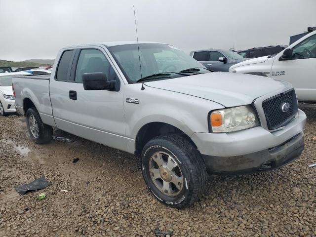 1FTRX14WX5NA51717 - 2005 FORD F150 SILVER photo 4