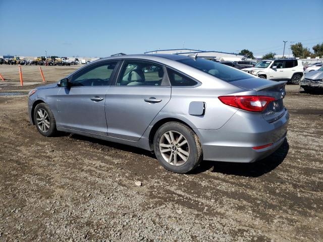 5NPE24AF9FH039594 - 2015 HYUNDAI SONATA SE SILVER photo 2