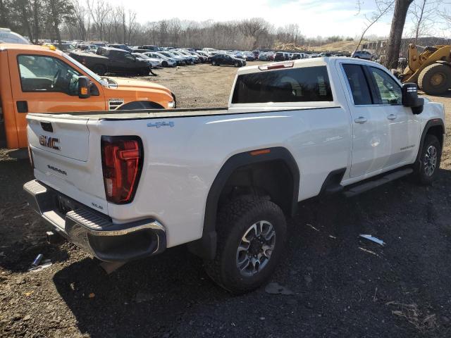 1GT59ME79NF171715 - 2022 GMC SIERRA K2500 SLE WHITE photo 3