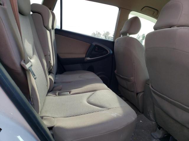 JTMBD33V766018670 - 2006 TOYOTA RAV4 WHITE photo 11
