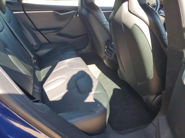 5YJSA1E24GF131983 - 2016 TESLA MODEL S BLUE photo 11