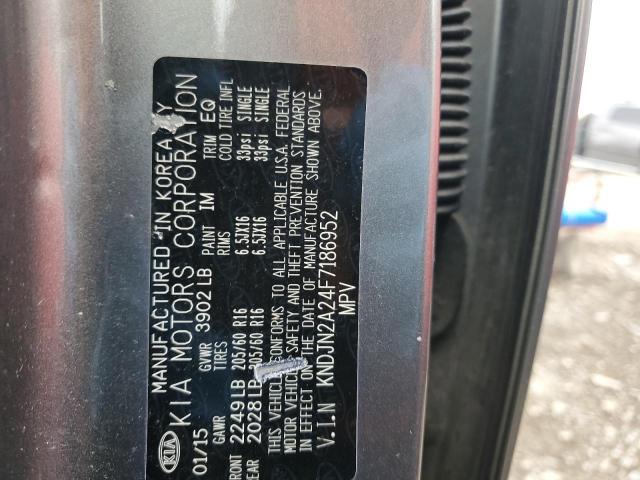 KNDJN2A24F7186952 - 2015 KIA SOUL GRAY photo 12