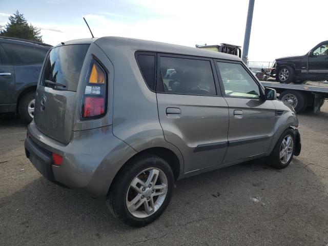 KNDJT2A24A7125003 - 2010 KIA SOUL + GRAY photo 3