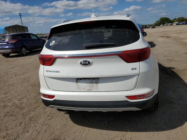 KNDPN3AC8J7464785 - 2018 KIA SPORTAGE EX WHITE photo 6