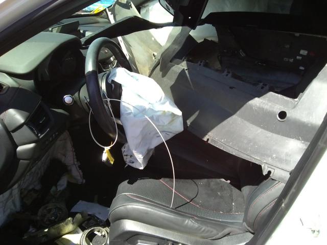 19UUB5F54MA004677 - 2021 ACURA TLX TECH A WHITE photo 9