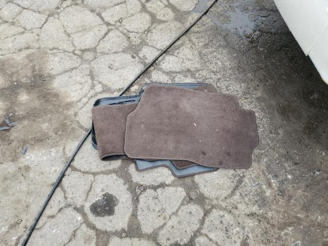 1GYS4KEF7BR211744 - 2011 CADILLAC ESCALADE ESV PLATINUM თეთრი ფოტო 13