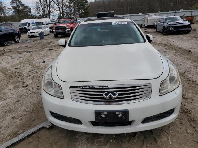 JNKBV61F78M251746 - 2008 INFINITI G35 WHITE photo 5