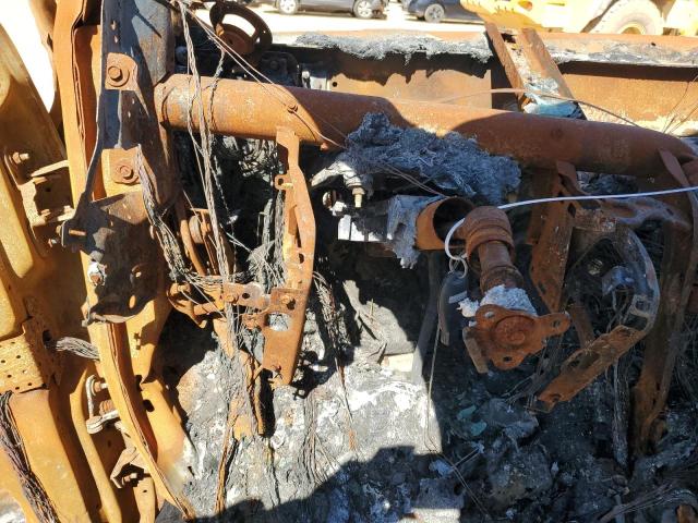 1C6RR7LM9JS228192 - 2018 RAM 1500 SLT فضي صورة 9