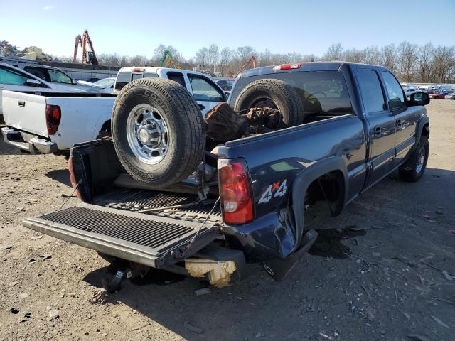 1GCHK23UX5F935201 - 2005 CHEVROLET SILVERADO K2500 HEAVY DUTY BLUE photo 3