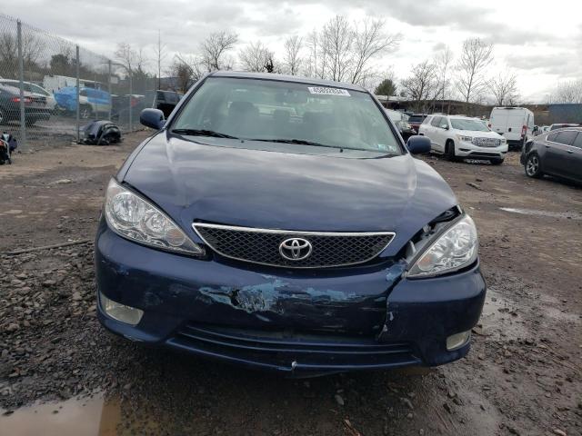 4T1BE32K35U003948 - 2005 TOYOTA CAMRY LE BLUE photo 5