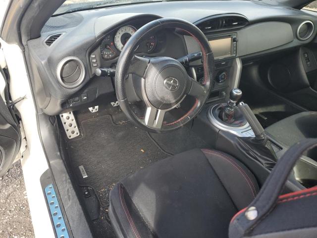 JF1ZNAA15D1727369 - 2013 TOYOTA SCION FR-S WHITE photo 8
