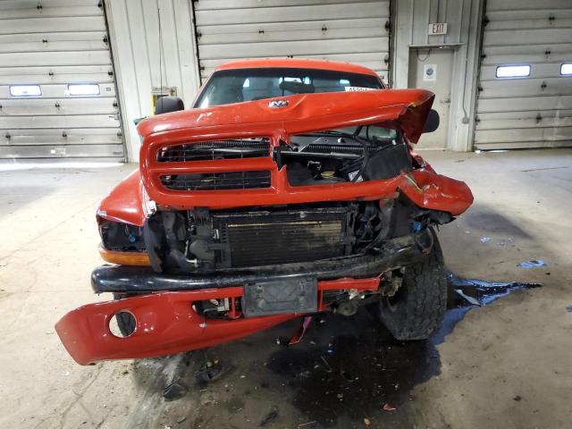 1B7GG2AN9YS602590 - 2000 DODGE DAKOTA QUAD RED photo 5