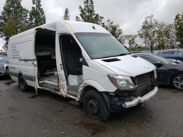 WD3PF1CC2F5985366 - 2015 MERCEDES-BENZ SPRINTER 3500 WHITE photo 4