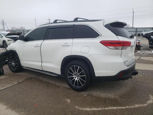 5TDJZRFH0JS538319 - 2018 TOYOTA HIGHLANDER SE WHITE photo 2