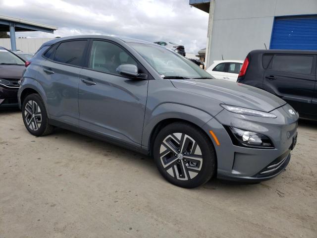 KM8K23AG0PU178392 - 2023 HYUNDAI KONA SE GRAY photo 4