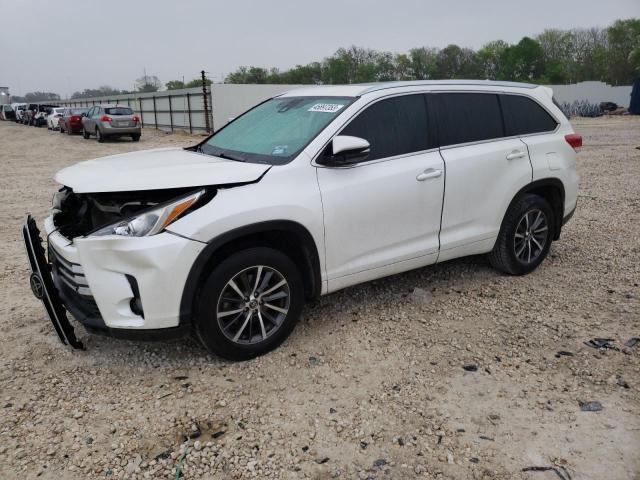 5TDKZRFH0JS532525 - 2018 TOYOTA HIGHLANDER SE WHITE photo 1