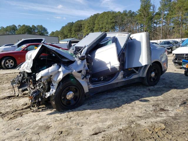 1FAHP2MK2HG143613 - 2017 FORD TAURUS POLICE INTERCEPTOR SILVER photo 1