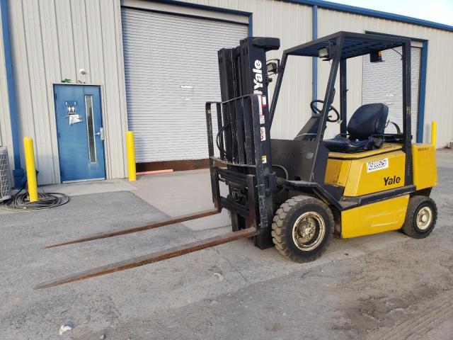 A875B15685Y - 2011 YALE FORKLIFT YELLOW photo 2