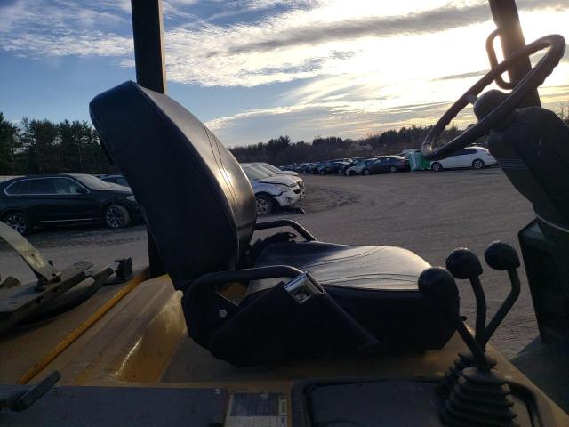 A875B15685Y - 2011 YALE FORKLIFT YELLOW photo 6