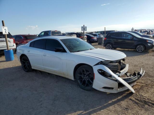 2C3CDXBG7KH615474 - 2019 DODGE CHARGER SXT WHITE photo 4