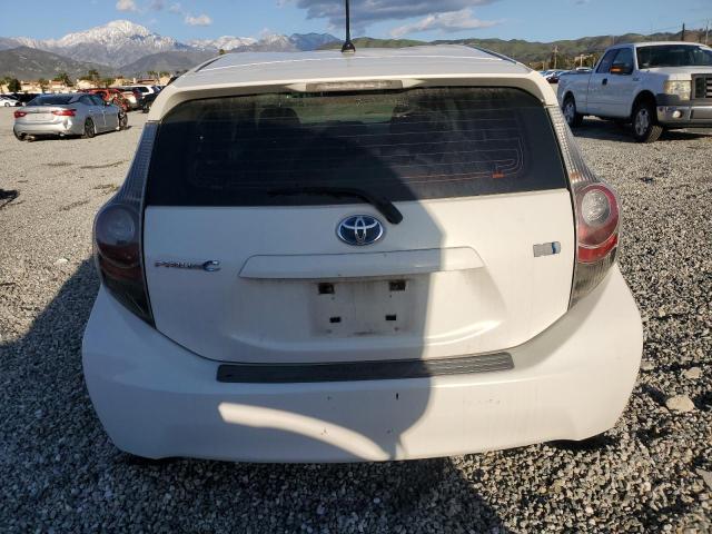 JTDKDTB33D1540867 - 2013 TOYOTA PRIUS C WHITE photo 6