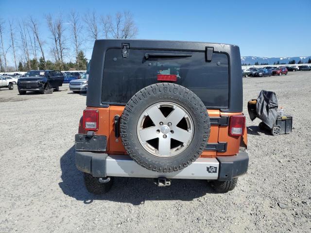 1J4HA5H15BL555144 - 2011 JEEP WRANGLER U SAHARA ORANGE photo 6