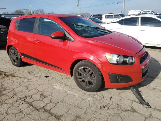 1G1JB6SH1C4173830 - 2012 CHEVROLET SONIC LS RED photo 4