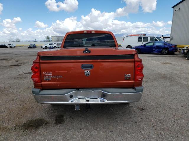 1D3HW58N98S578183 - 2008 DODGE DAKOTA QUAD LARAMIE ORANGE photo 6