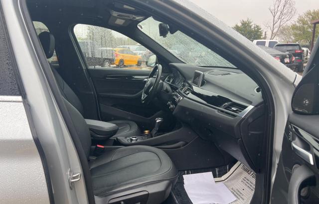 WBXHU7C30H5H34972 - 2017 BMW X1 SDRIVE28I SILVER photo 5