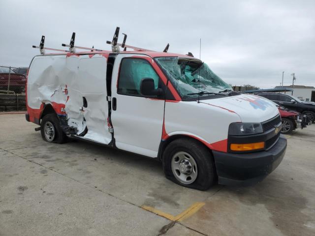 1GCWGAFP9M1283885 - 2021 CHEVROLET EXPRESS G2 WHITE photo 4