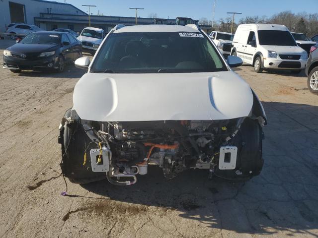 KNDCB3LC3K5304640 - 2019 KIA NIRO FE WHITE photo 5