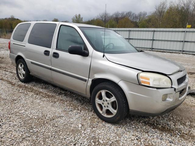 1GNDV23128D193220 - 2008 CHEVROLET UPLANDER LS SILVER photo 4