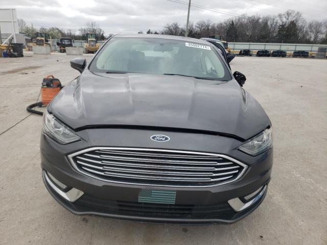 3FA6P0HD7JR195647 - 2018 FORD FUSION SE GRAY photo 5