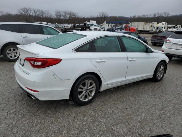 5NPE24AF9GH364599 - 2016 HYUNDAI SONATA SE WHITE photo 3