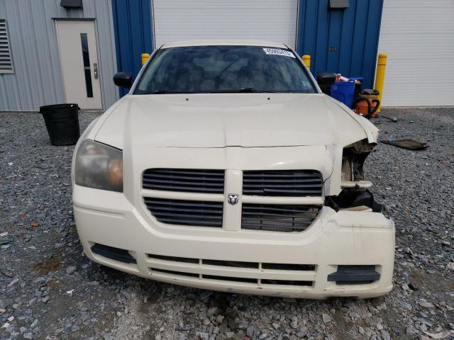 2D4FV48VX5H585212 - 2005 DODGE MAGNUM SXT WHITE photo 5