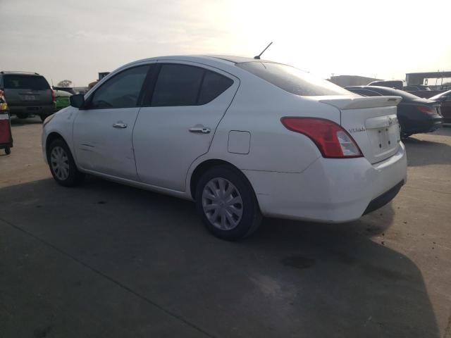 3N1CN7AP7GL874476 - 2016 NISSAN VERSA S WHITE photo 2