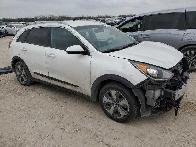 KNDCB3LC2J5108395 - 2018 KIA NIRO FE WHITE photo 4