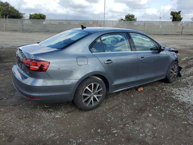 3VWDB7AJ8HM259305 - 2017 VOLKSWAGEN JETTA SE GRAY photo 3