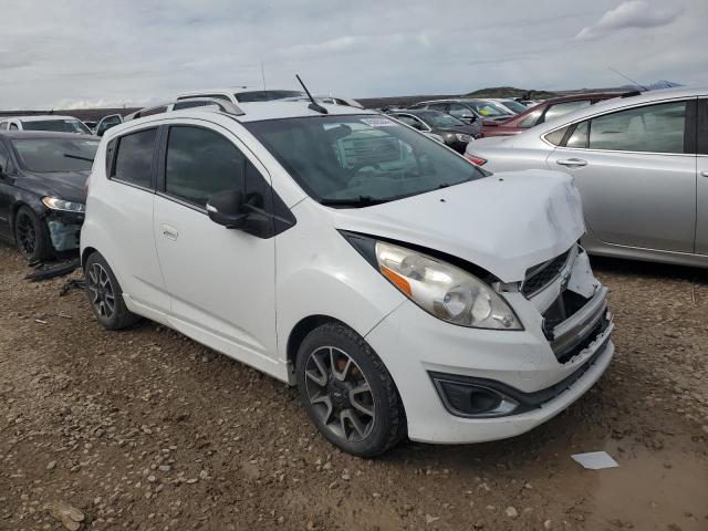 KL8CF6S97EC413641 - 2014 CHEVROLET SPARK 2LT WHITE photo 4