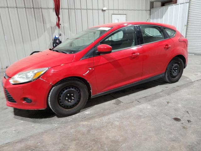 1FAHP3K25CL150340 - 2012 FORD FOCUS SE RED photo 1