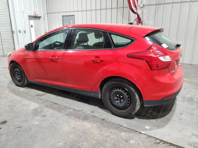 1FAHP3K25CL150340 - 2012 FORD FOCUS SE RED photo 2
