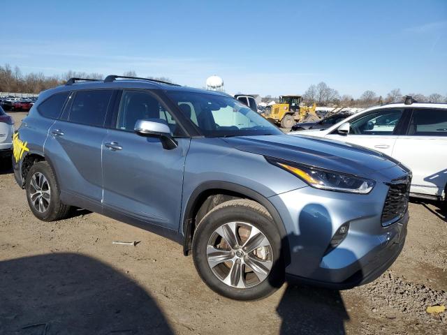 5TDGZRBH0MS158966 - 2021 TOYOTA HIGHLANDER XLE 蓝色 照片 4