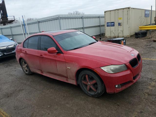 WBAPH7G54BNM55910 - 2011 BMW 328 I RED photo 4