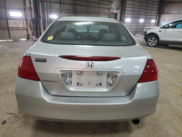 1HGCM56416A186211 - 2006 HONDA ACCORD LX SILVER photo 6