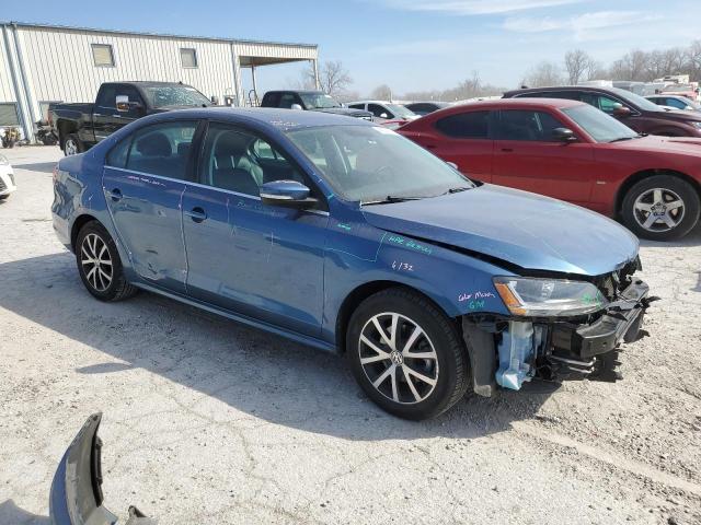 3VWDB7AJ0HM225648 - 2017 VOLKSWAGEN JETTA SE BLUE photo 4