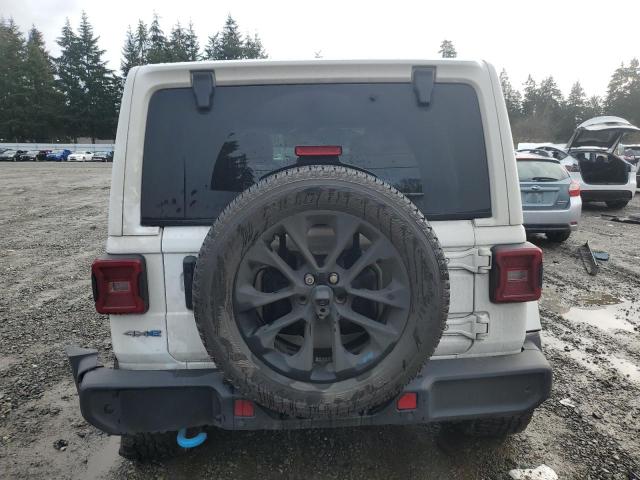 1C4JJXP63NW149219 - 2022 JEEP WRANGLER U SAHARA 4XE WHITE photo 6