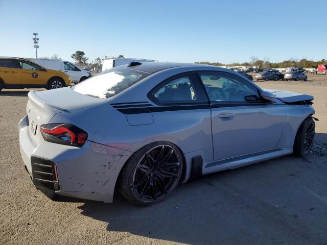 3MF13DM09R8E89320 - 2024 BMW M2 GRAY photo 3