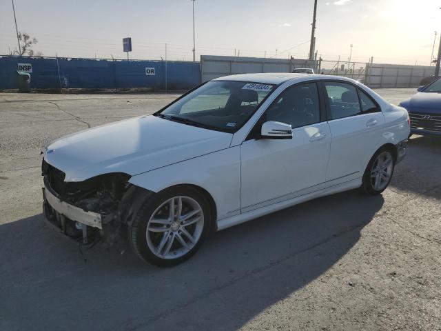 WDDGF4HB0DR253675 - 2013 MERCEDES-BENZ C 250 WHITE photo 1