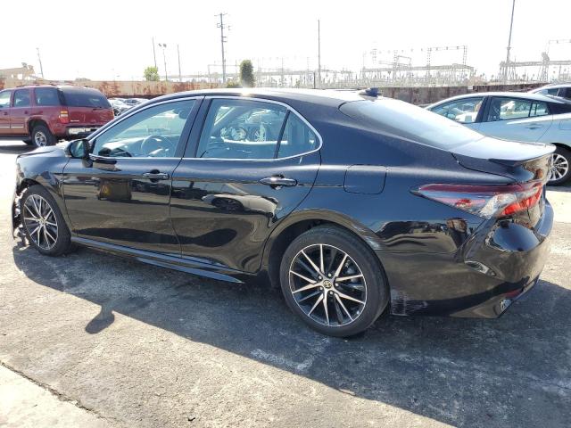 4T1T11BK0PU076590 - 2023 TOYOTA CAMRY SE NIGHT SHADE BLACK photo 2