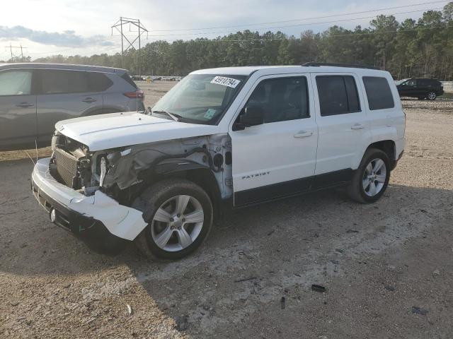 1C4NJPFB0HD184011 - 2017 JEEP PATRIOT LATITUDE WHITE photo 1